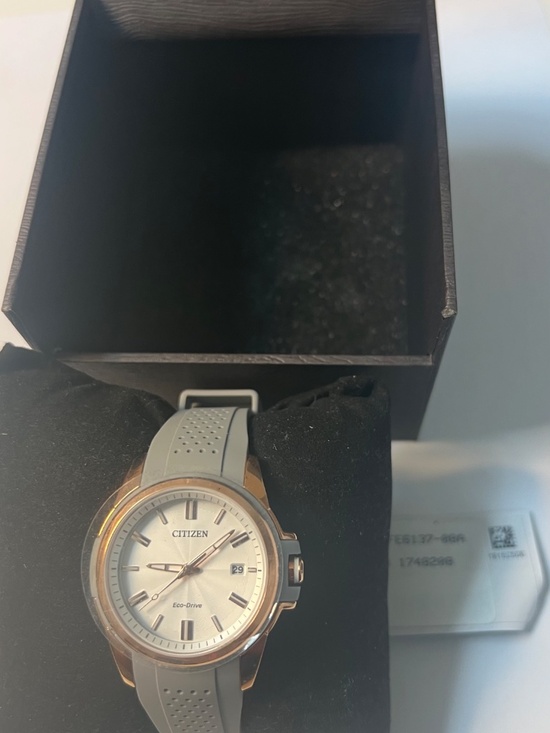 Brand New Citizen Eco-Drive Men\'s Watch | Rose Gold-Tone, Textured Dial & Grey S main image 4